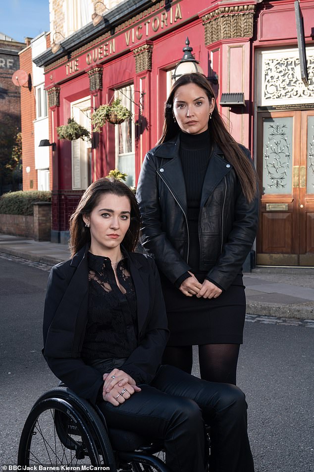 in an interview ahead of her New Year's Day return scenes, Jacqueline revealed that Lauren is still furious with Peter, as she returns to Albert Square with her cousin Penny.