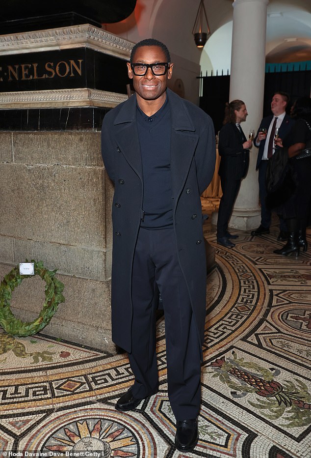 Acting veteran David cut a dapper figure as he arrived at St Paul's for the event