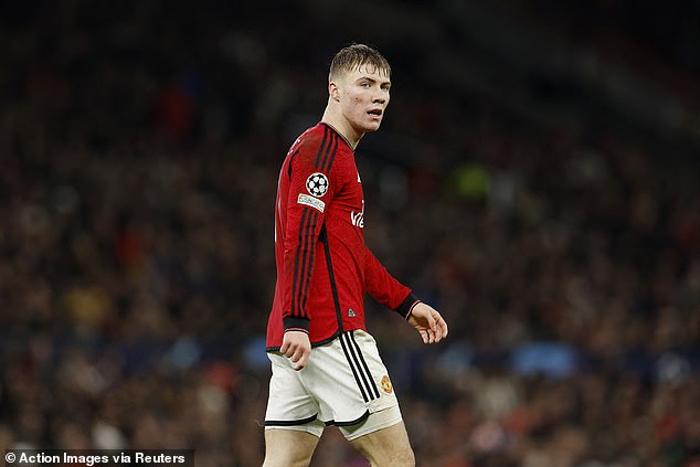 The former Man United midfielder claimed United did not give Rasmus Hojlund enough chances to score