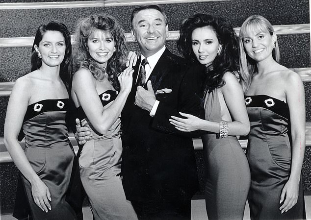 In addition to being a dancer and choreographer, Donna is also active in the acting world, in comedy sketch shows, such as The Kenny Everett Show (pictured from left to right in Bobs Your Uncle in 1992: Debbie Carpenter, Maria Rice-Mundy, Kathy Lloyd and Donna Derby)