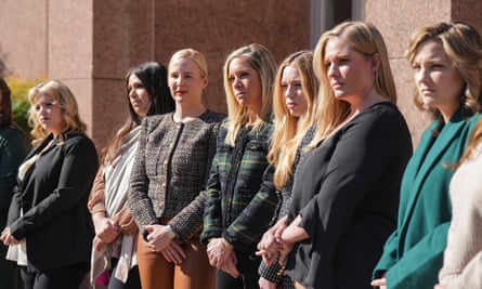 women line up outside a courthouse