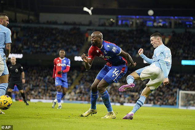 Phil Foden's injury foul on Jean-Philippe Mateta resulted in a penalty, which Michael Olise rightly scored