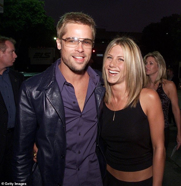 Perhaps one of the reasons Pitt still looks so good is that he is no longer involved with an actress (Photo: Brad Pitt and actress Jennifer Aniston)