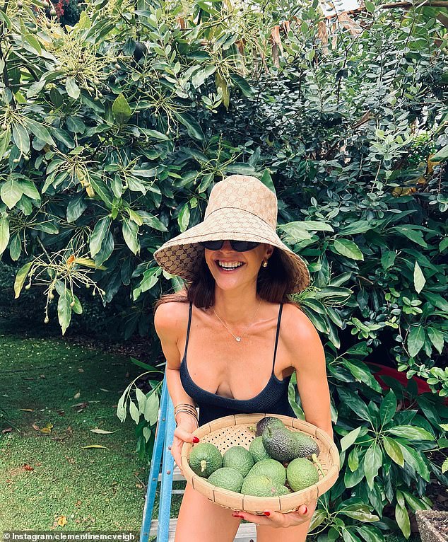 “MOMS Avos.  Freshly picked… Not my usual Tuesday,” she wrote in her caption