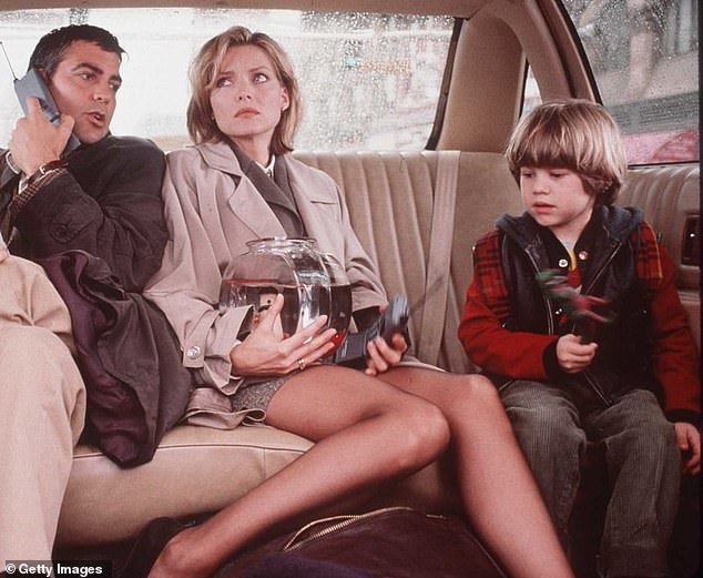 Linz played Sammy, Michelle Pfeiffer's son, in the 1996 film One Fine Day. The film also featured George Clooney and some very dated cell phones