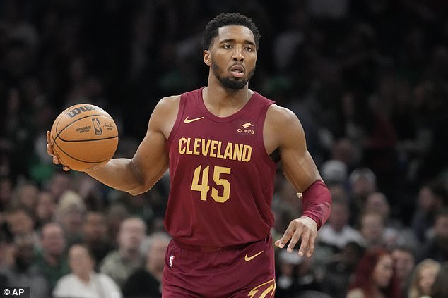 Donovan Mitchell is stuck in no man's land with the Cavs, especially with two recent injuries