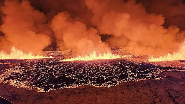 First aerial images of the eruption show nearly three kilometers of lava pouring out of the fissure