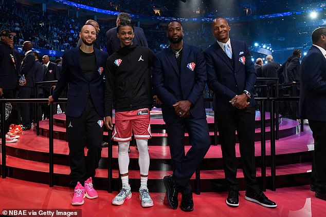 Morant is pictured with Stephen Curry, Dwyane Wade and Ray Allen (L-R) prior to the game