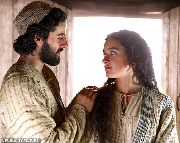 Oscar Isaac appears to have impressed ChatGPT in his role as Joseph in the 2006 film, with the AI ​​bot suggesting that he or Joaquin Phoenix would make the best Joseph.