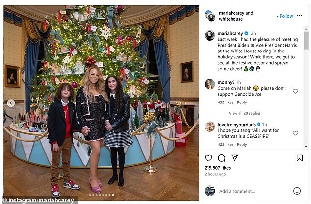 1703125017 436 What border crisis Biden poses with Mariah Carey as Queen