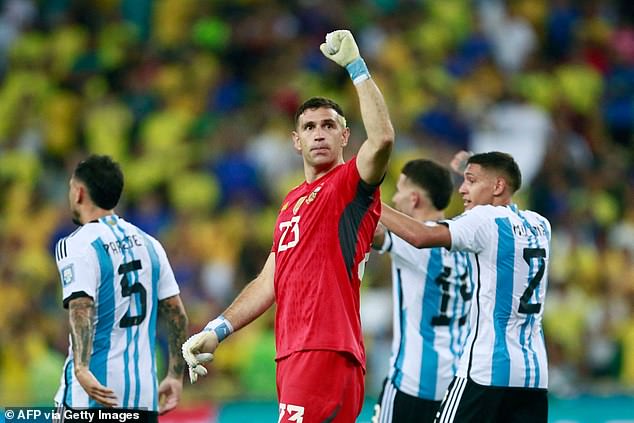 The goalkeeper excelled at Arsenal before joining Aston Villa and becoming number 1 for Argentina