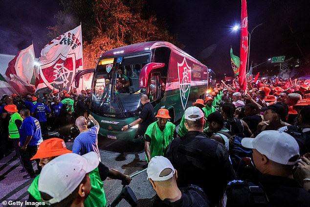 Fluminense's fans gave them a heroic farewell before flying to Jeddah - and will celebrate even more when they return with the trophy