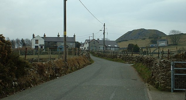 1703248312 885 Rural Welsh village is hit with an EARTHQUAKE marking the