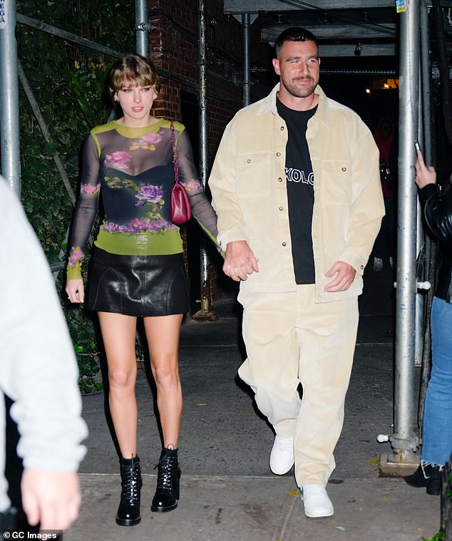 Taylor Swift and Travis Kelce dine at Waverly Inn in Manhattan on October 15