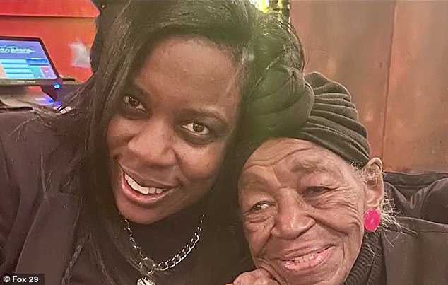 By the time the grandmother-granddaughter duo receive their diplomas next May, Simpkins will be 102 years old