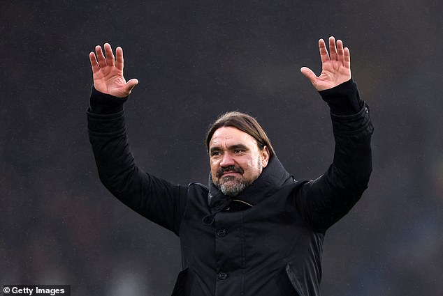 Leeds boss Daniel Farke thanks the fans after his team's brilliant win on Saturday