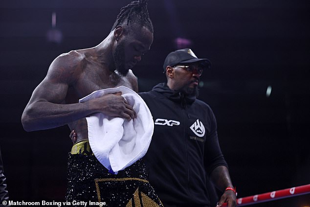 Wilder suffered a unanimous defeat to his opponent, with Warren labeling the American's performance as 'terrible'.