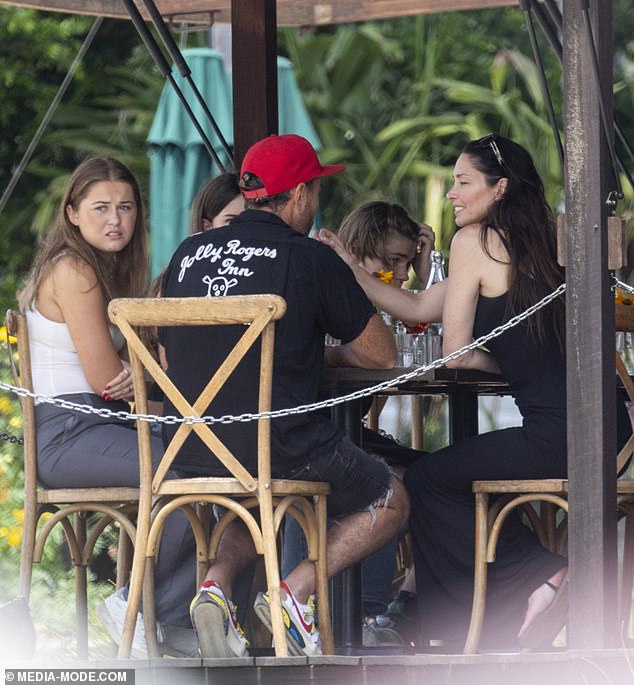 1703459686 364 Erica Packer and new love interest Shannon Bennett enjoy lunch