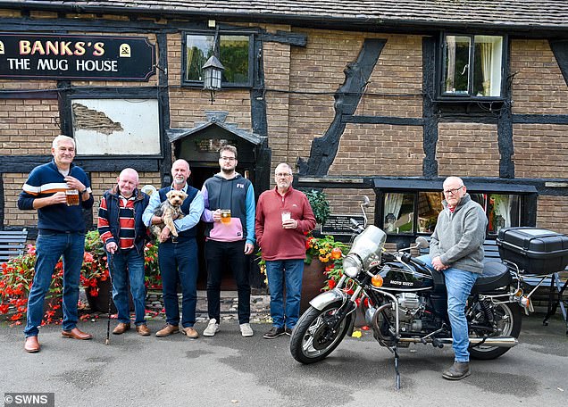 Historical photo, recreated, The Mug House in Claines, Worcestershire