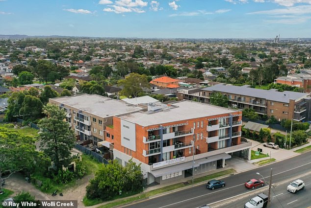 Despite record immigration, the average price of apartments in Guildford fell by one per cent last year to $469,146.  This came as the average price of apartments in Sydney rose 7.1 per cent to $836,220.