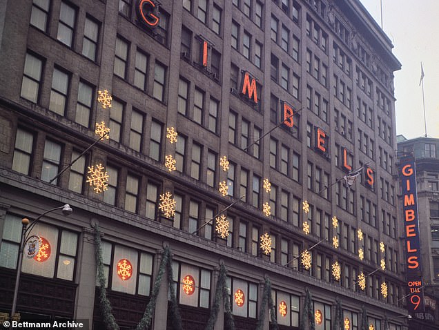 1703517966 280 Images reveal what Christmas film locations REALLY look like year round