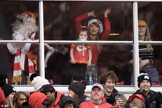 Swift was watching the game at Arrowhead, but her husband struggled during a rough first half