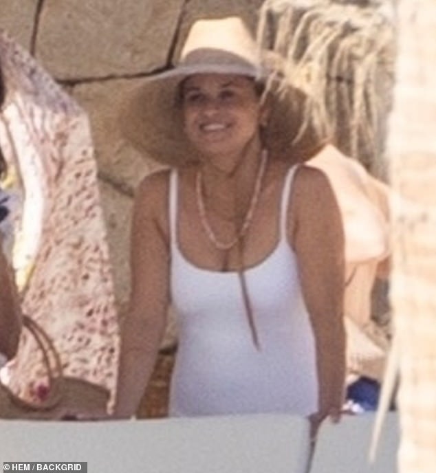 The 47-year-old Oscar winner - who recently had a Big Little Lies reunion - was spotted sunbathing at a luxury resort in Los Cabos, Mexico