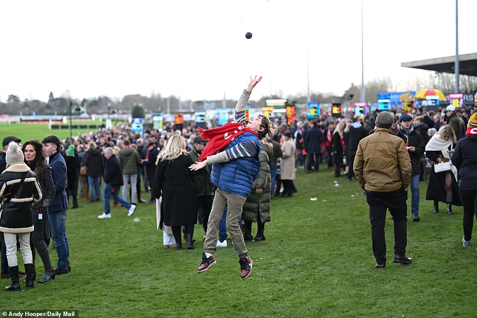 In between the day's races, some had to enjoy themselves without the prospect of a quick trip to the bookmakers