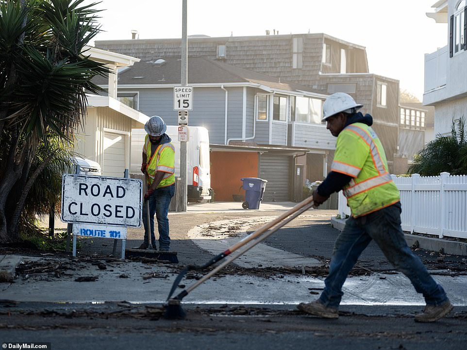 In Ventura County, CA, coastal flood warnings and high surf warnings are in effect for the rest of the week