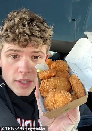 In his video, the TikTok creator orders a 10 piece with 'no sauce at all'