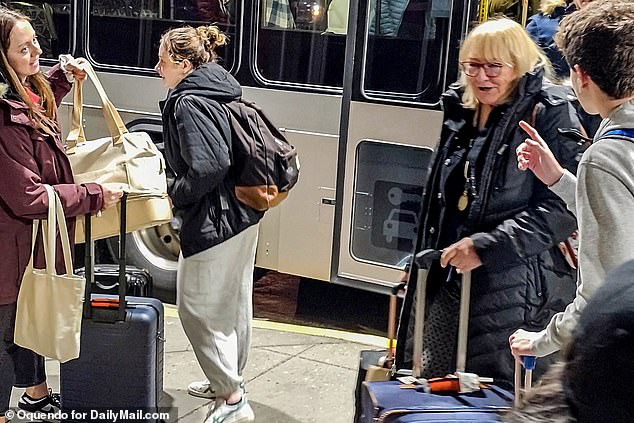 Donna spoke with fans who recognized her at the Kansas City airport on Friday evening