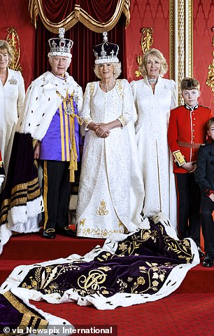 King Charles, Queen Camilla and her sister Annabel Elliot for the official coronation photos