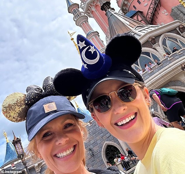 Blake enjoyed a ride to Disneyland with her sister Robyn Lively