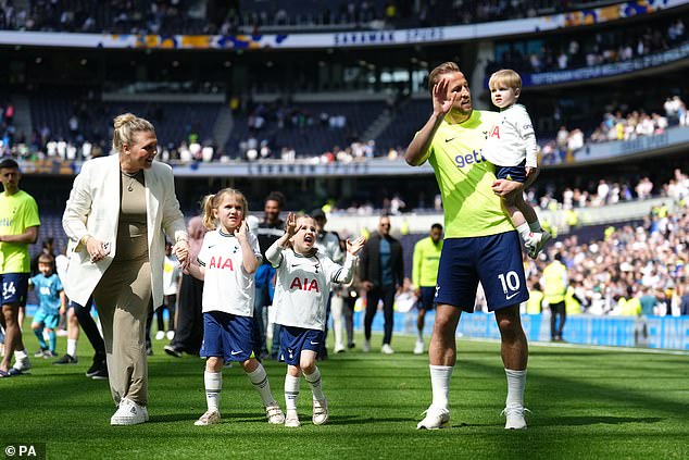 Kane, his wife Katie and their family move to a new home in a southern suburb of Munich