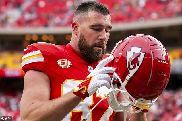 Kelce couldn't inspire his team to victory as they were shocked 20-14 by the Raiders