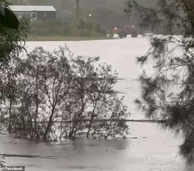 In NSW, a high-pressure system entering the Tasman Sea brought persistent and humid easterly winds across parts of the state's northeast late on Sunday evening.  Floods are depicted