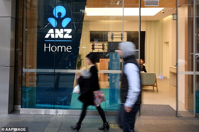 ANZ has announced that staff at several branches will no longer handle cash, a move that has sparked anger from customers