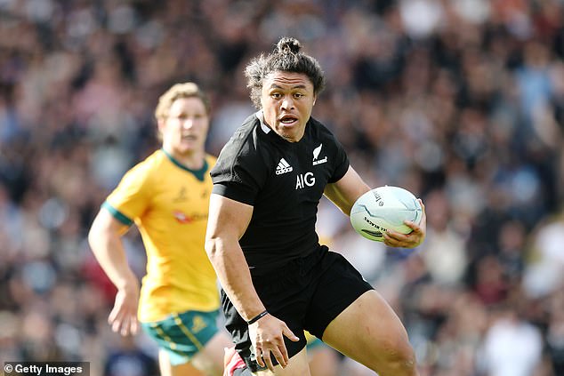 New Zealand All Blacks winger Caleb Clarke will join South Sydney for pre-season training