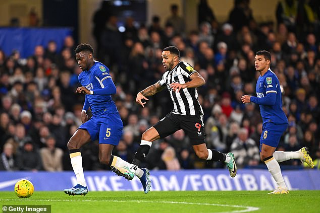 Chelsea defender Benoit Badiashile produced a great moment in defense to give Newcastle an early lead