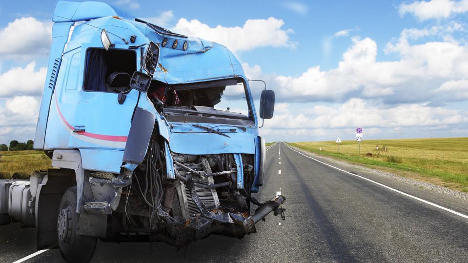 Choosing The Best Truck Accident Lawyer article image 1