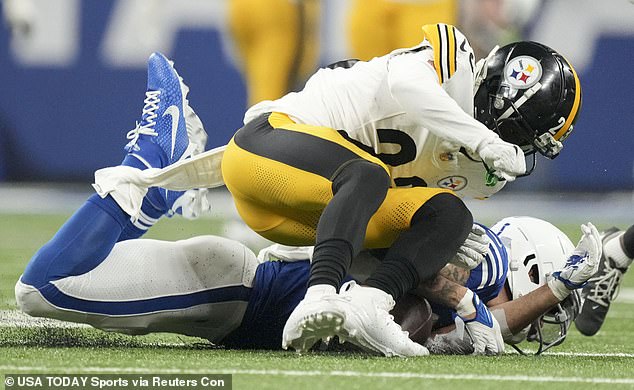 Kazee collided heavily with Pittman Jr on Saturday, forcing the Colts star to leave the game