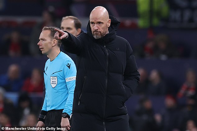 Erik ten Hag's job is not yet in danger at Manchester United, but the coach has work to do