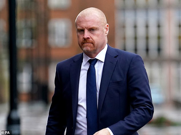 Everton boss Sean Dyche dropped by to pay his respects at Bill Kenwright's memorial service