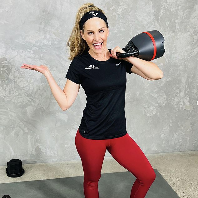 Fitness expert Amy Kiser Schemper has drawn millions of viewers to her workout that shows how to tighten your abs while standing up