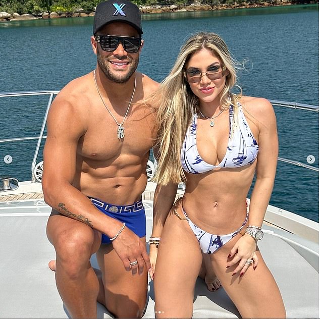 Former Brazil striker Hulk has announced he is having a second child with Camila Angelo