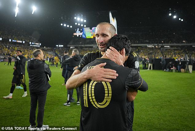 Chiellini consoles Carlos Vela (10) after they lost the 2023 MLS Cup in Columbus