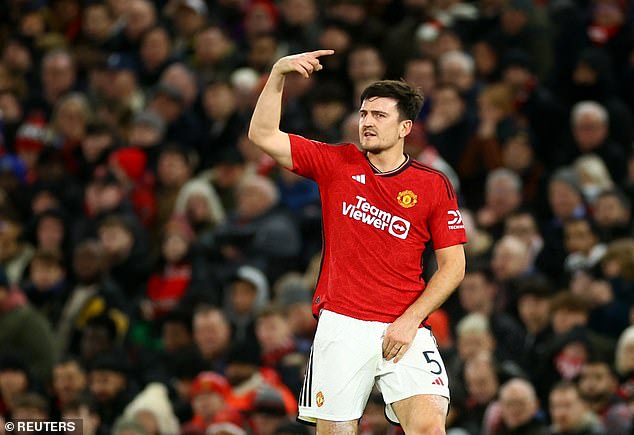 Harry Maguire limps off in first half of Man Uniteds crunch