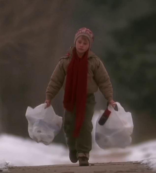 Home Alone fans have noticed a number of glaring blunders in the iconic Christmas movie.  They mentioned a specific scene in which Kevin McCallister, played by former child star Macaulay Culkin, carries groceries home in two large plastic shopping bags.