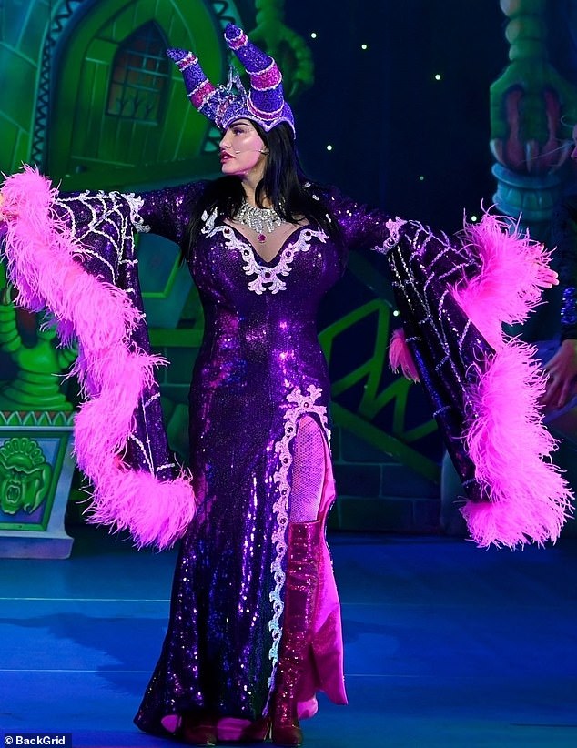 Katie Price, 45, has admitted she made mistakes in panto as ticket prices are slashed after receiving scathing reviews