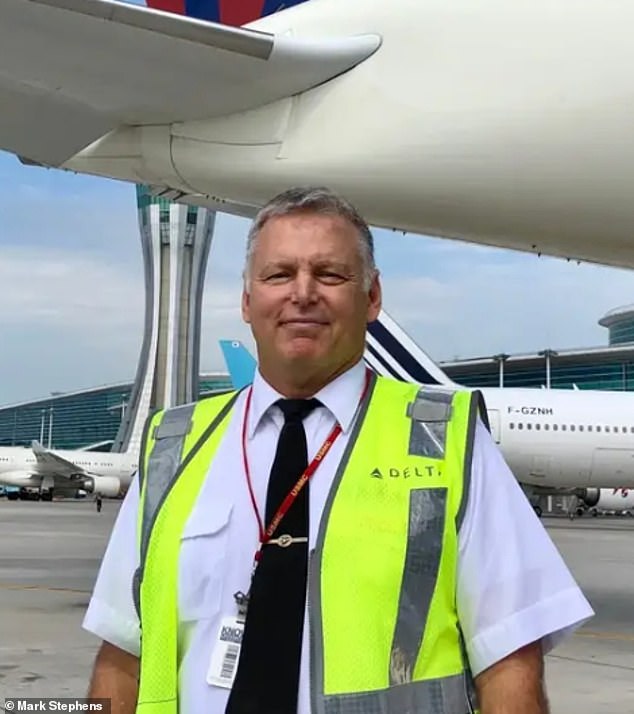 A former Delta Airlines pilot has revealed how he earned $500,000 from his job before retiring